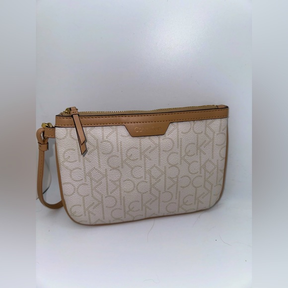 Calvin Klein Signature Coated Canvas Wristlet with tag - Picture 1 of 6